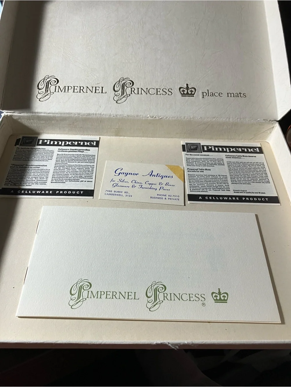 Pimpernel Australian Heritage Placemats 12” x 9” x 6 Original box and Paperwork
